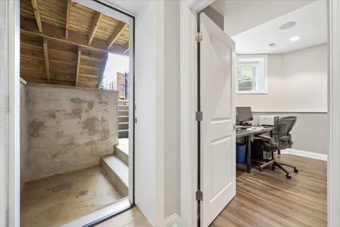 $1,700,000 | 1655 West Carmen Avenue, Chicago, IL 60640