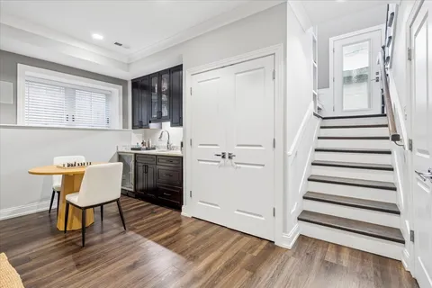 $1,700,000 | 1655 West Carmen Avenue, Chicago, IL 60640