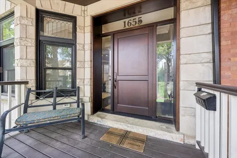 $1,700,000 | 1655 West Carmen Avenue, Chicago, IL 60640
