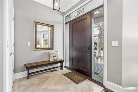 $1,700,000 | 1655 West Carmen Avenue, Chicago, IL 60640