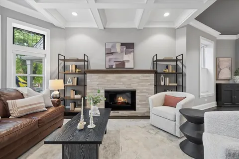 $1,700,000 | 1655 West Carmen Avenue, Chicago, IL 60640