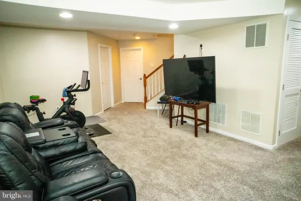 $329,900 | 5340 Wyndholme Circle, Unit 109, Baltimore, MD 21229