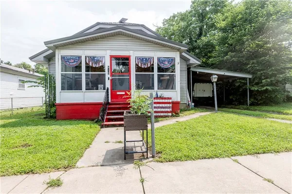 $64,900 | 819 East Poplar Street, Independence, KS 67301