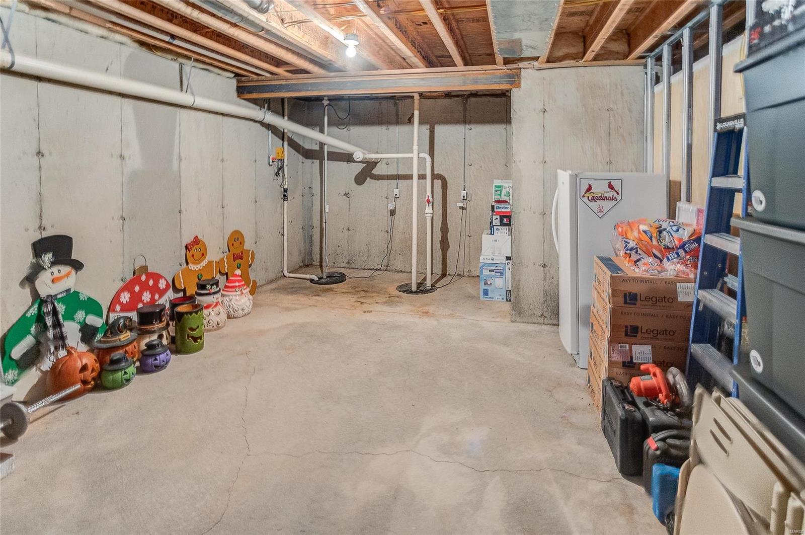 701 Bunker Hill Road Staunton, IL 62088 - Photo 22 of 24 Gallery Image 22