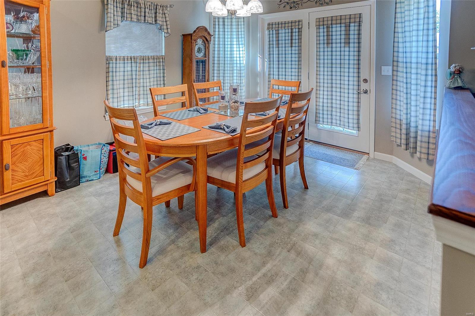 701 Bunker Hill Road Staunton, IL 62088 - Photo 5 of 24 Gallery Image 5
