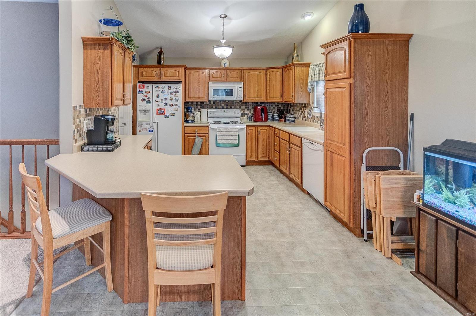 701 Bunker Hill Road Staunton, IL 62088 - Photo 6 of 24 Gallery Image 6