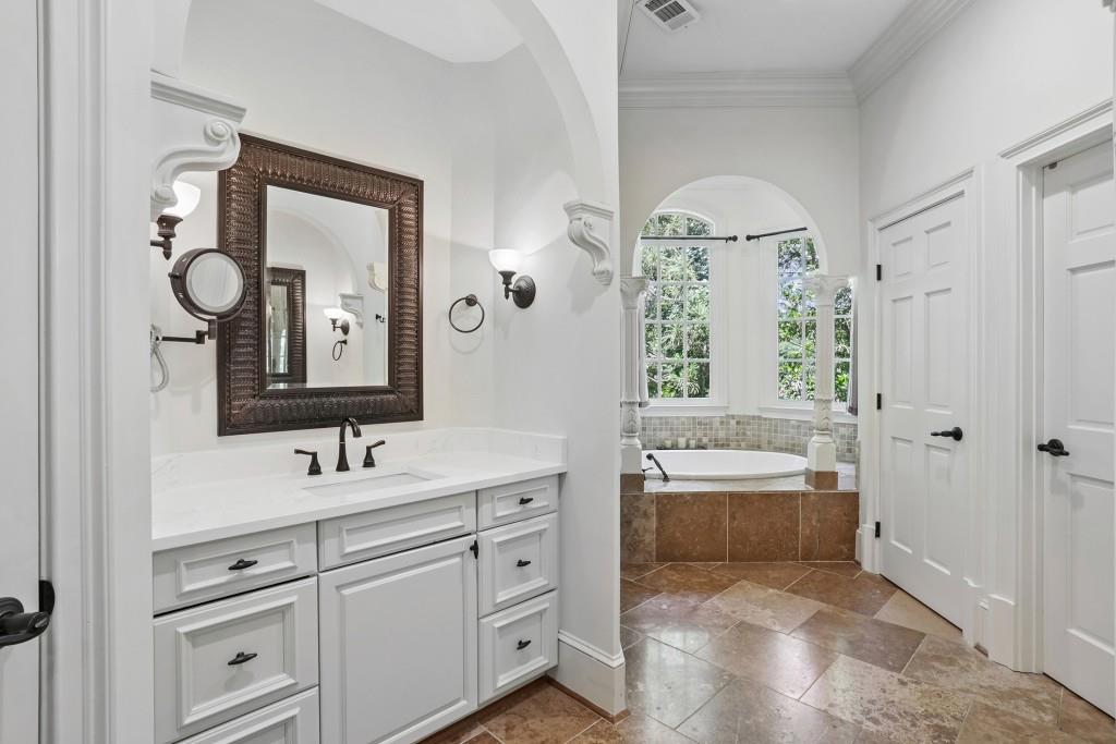 1170 Pine Ridge Road Northeast Atlanta, GA 30324 - Photo 22 of 51 Gallery Image 22
