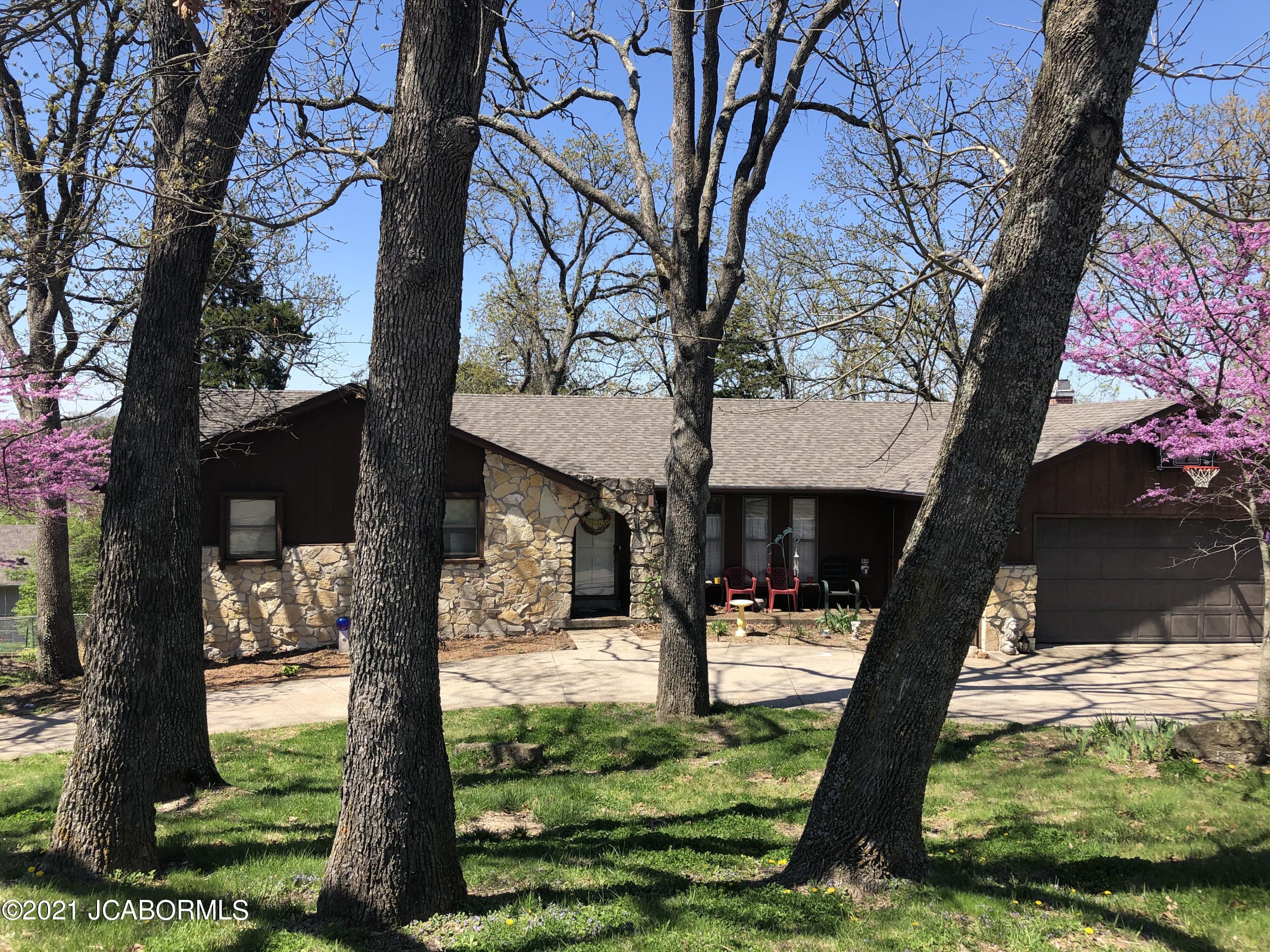 2106 Tanner Bridge Road Jefferson City, MO 65101 - Photo 1 of 1