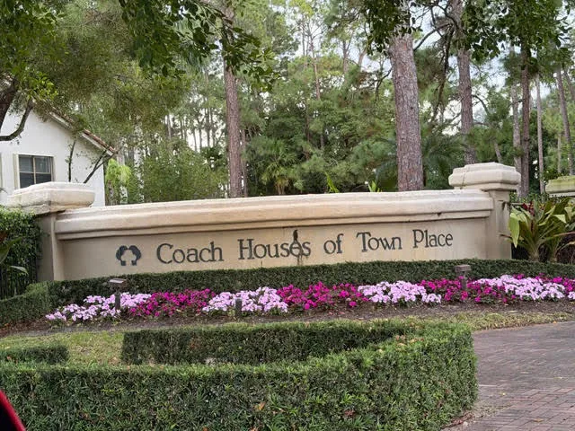$3,000 | 5790 Coach House Circle, Unit G, Boca Raton, FL 33486