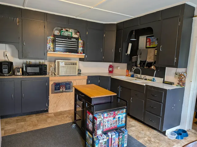 $195,000 | 75 Harrison Avenue, Rutland, VT 05701