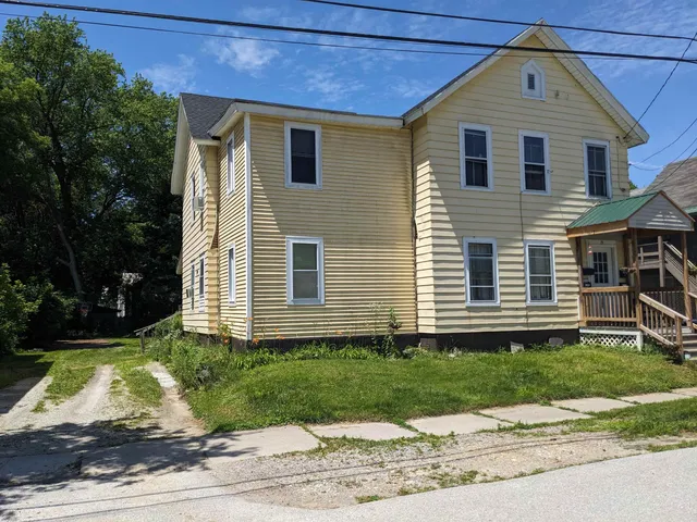 $195,000 | 75 Harrison Avenue, Rutland, VT 05701