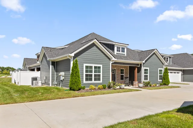$495,000 | 815 Wellstone Drive, Chattanooga, TN 37405
