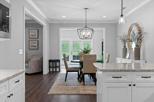 $495,000 | 815 Wellstone Drive, Chattanooga, TN 37405