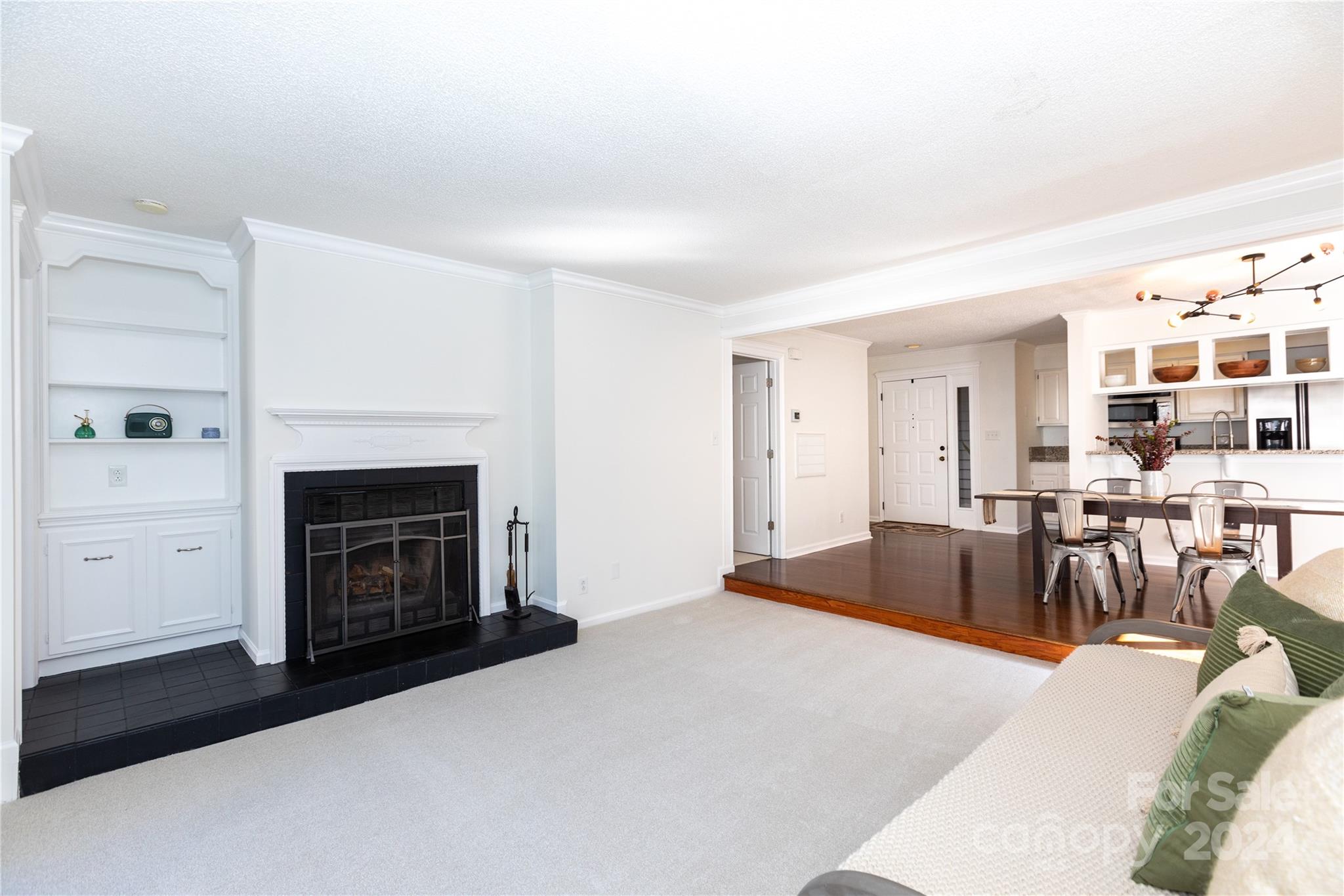 308 Queens Road, Unit 32 Charlotte, NC 28204 - Photo 8 of 36
