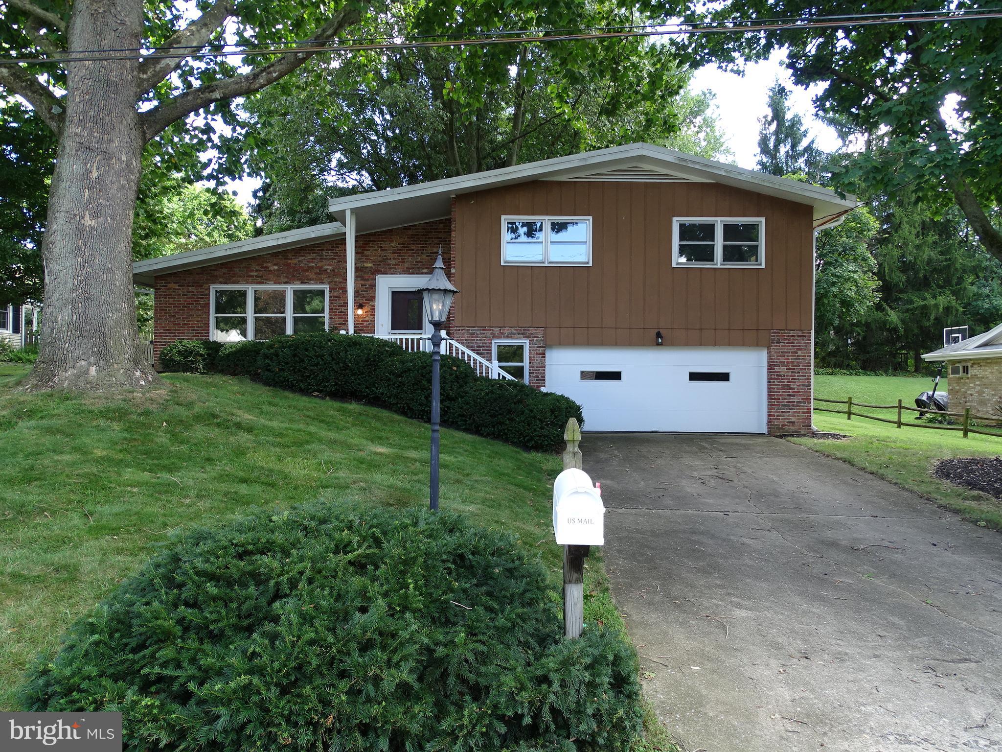 760 Hoffman Road York, PA 17403 - Photo 2 of 43 Gallery Image 2