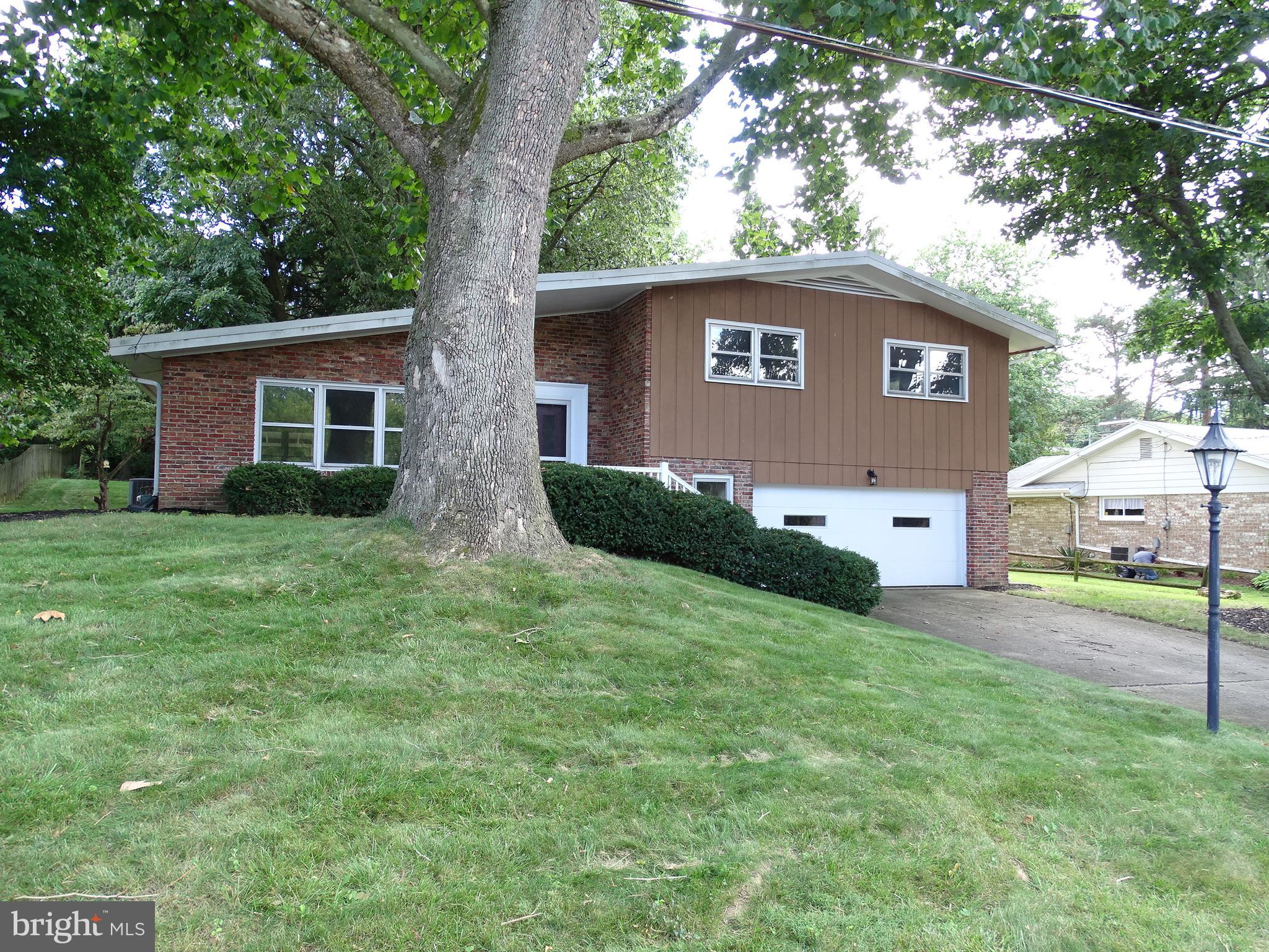 760 Hoffman Road York, PA 17403 - Photo 3 of 43 Gallery Image 3