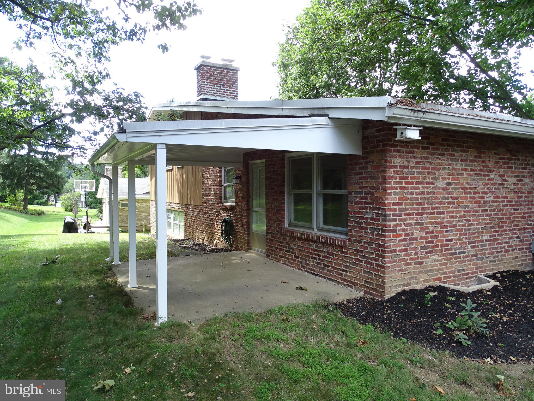 760 Hoffman Road York, PA 17403 - Photo 4 of 43 Gallery Image 4