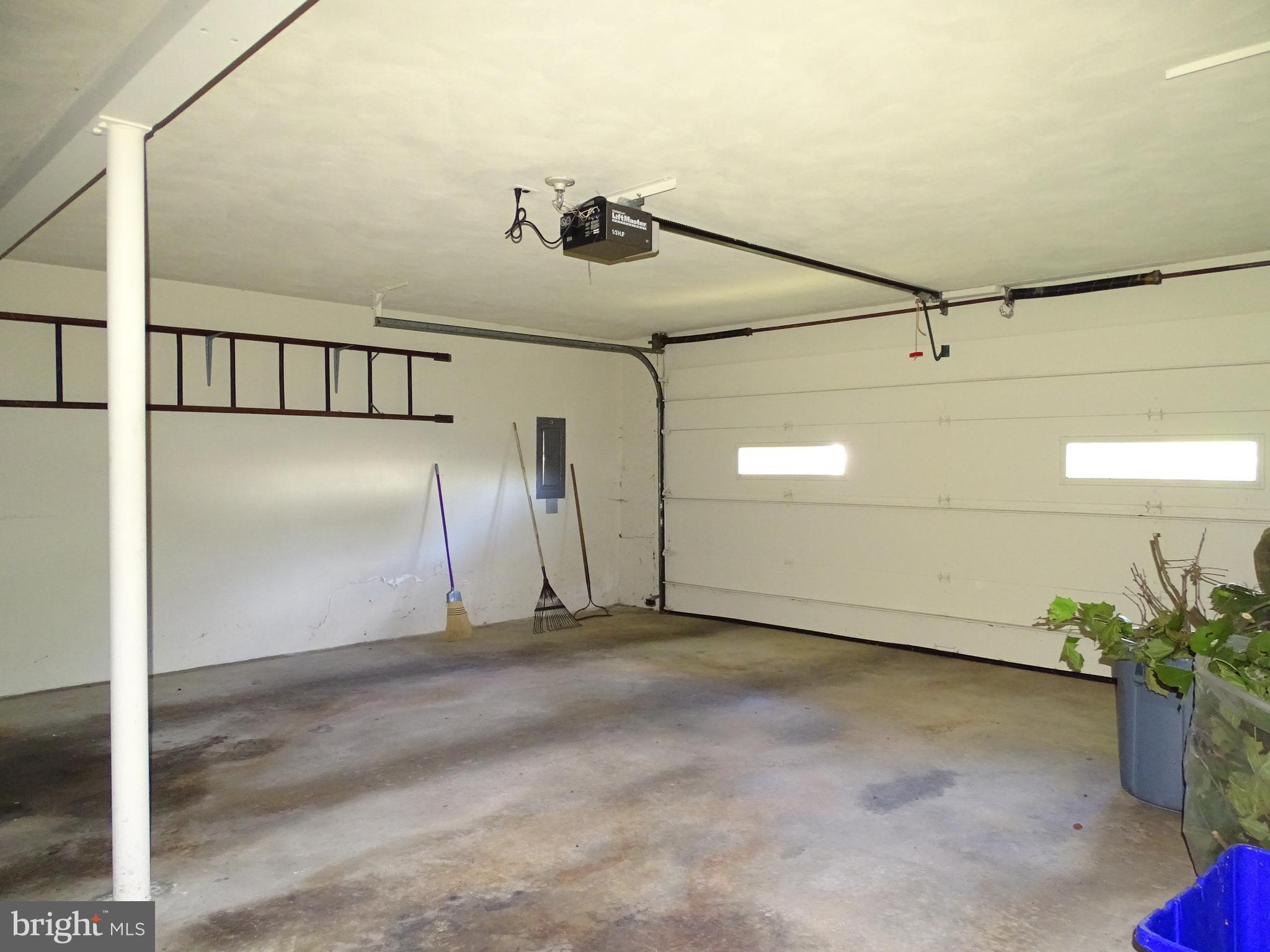 760 Hoffman Road York, PA 17403 - Photo 42 of 43 Gallery Image 42