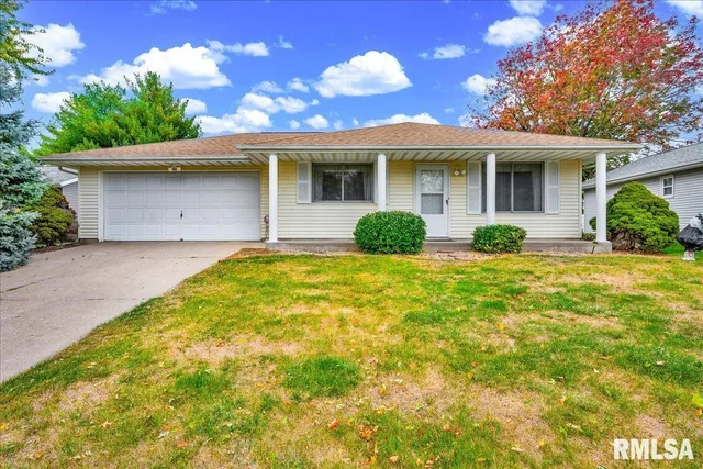 $144,900 | 1215 East Sycamore Street, Canton, IL 61520