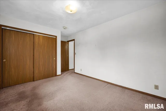 $144,900 | 1215 East Sycamore Street, Canton, IL 61520