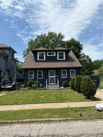 $89,900 | 672 East 108th Street, Cleveland, OH 44108