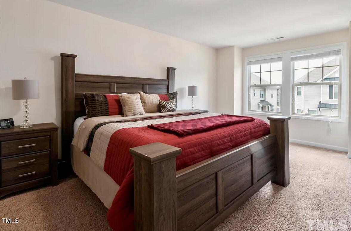 7810 Elmshire Way Raleigh, NC 27616 - Photo 9 of 18 IMG_3202 3