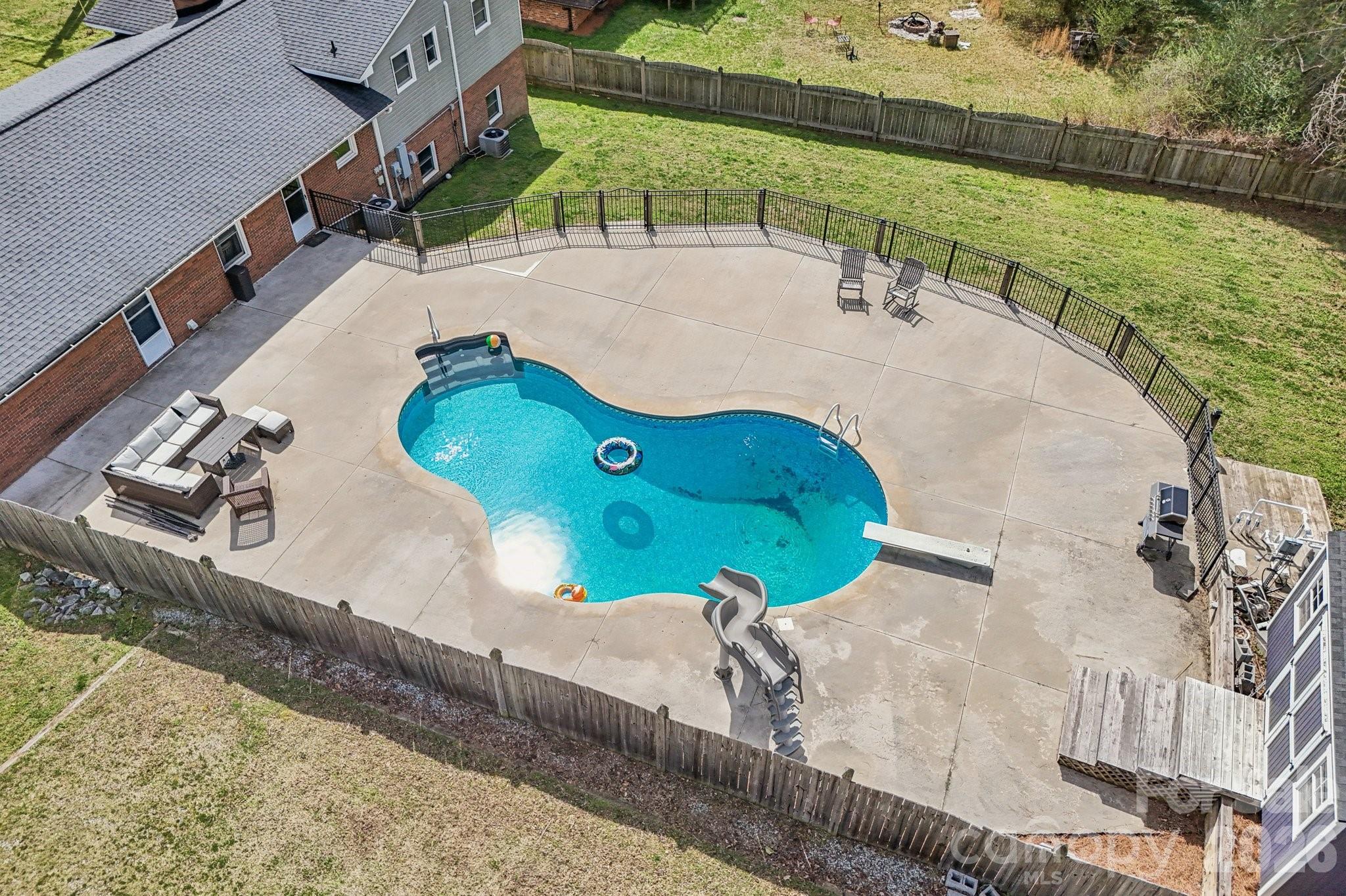 660 South Peace Haven Road Winston-Salem, NC 27103 - Photo 36 of 43 an aerial view of a swimming pool