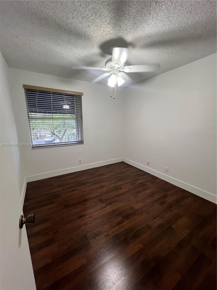 561 Racquet Club Road, Unit 21 Weston, FL 33326 - Photo 22 of 27