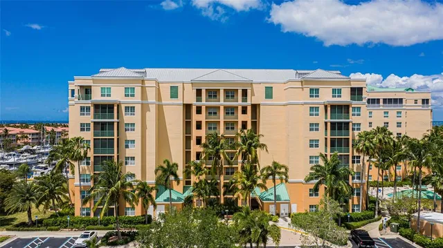 $340,000 | 2090 Matecumbe Key Road, Unit 1105, Punta Gorda, FL 33955