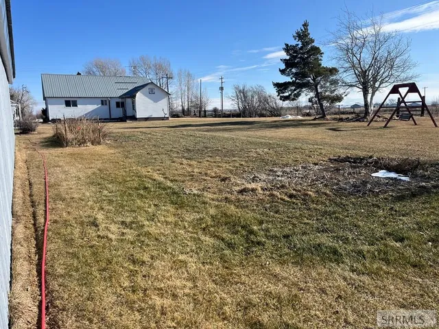 $1,600 | 725 Sand Creek Road, St. Anthony, ID 83445