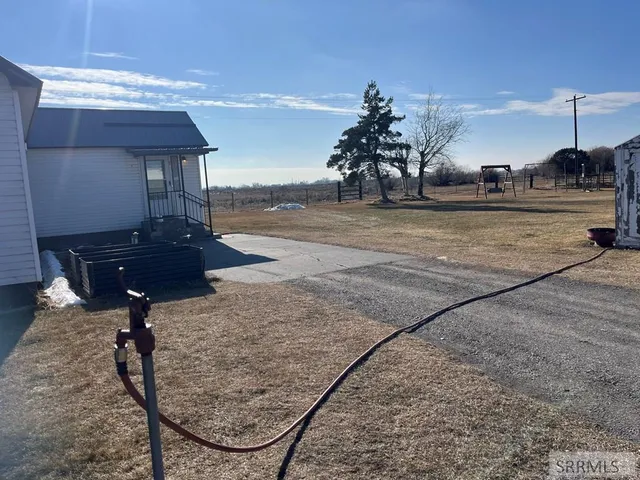 $1,600 | 725 Sand Creek Road, St. Anthony, ID 83445