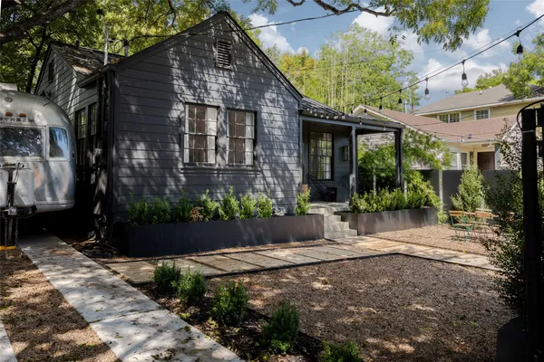 $4,500 | 1404 Eva Street, Austin, TX 78704