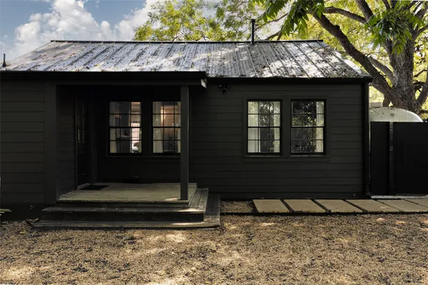 $4,500 | 1404 Eva Street, Austin, TX 78704