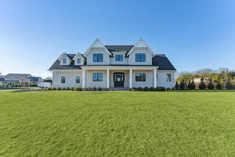 3 Margareta Court, Westhampton Beach, NY 11978