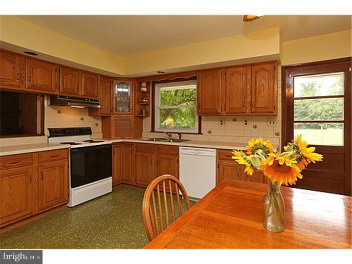 215 Fairway Road Ambler, PA 19002 - Photo 7 of 25 Kitchen