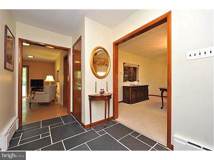 215 Fairway Road Ambler, PA 19002 - Photo 8 of 25 Foyer