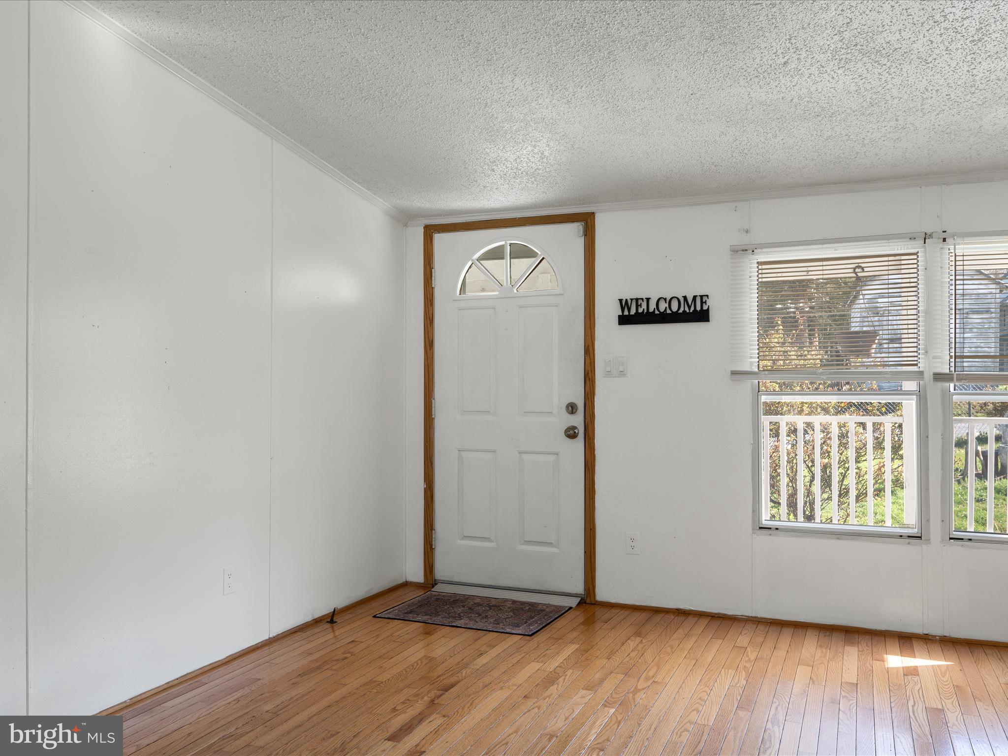 155 Engle Road Harpers Ferry, WV 25425 - Photo 6 of 44 Entryway
