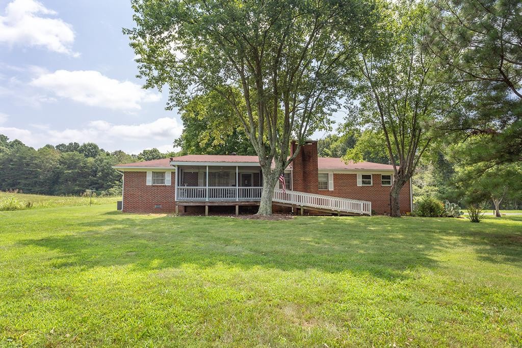 215 Brook Bryson Road Southeast Cleveland, TN 37311 - Photo 3 of 41 Gallery Image 3