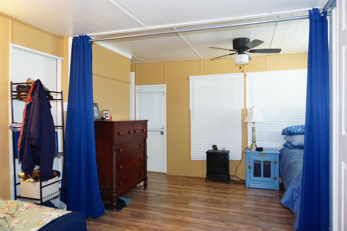 2150 Almaden Road, Unit 62 San Jose, CA 95125 - Photo 20 of 38 a view of a walk in closet