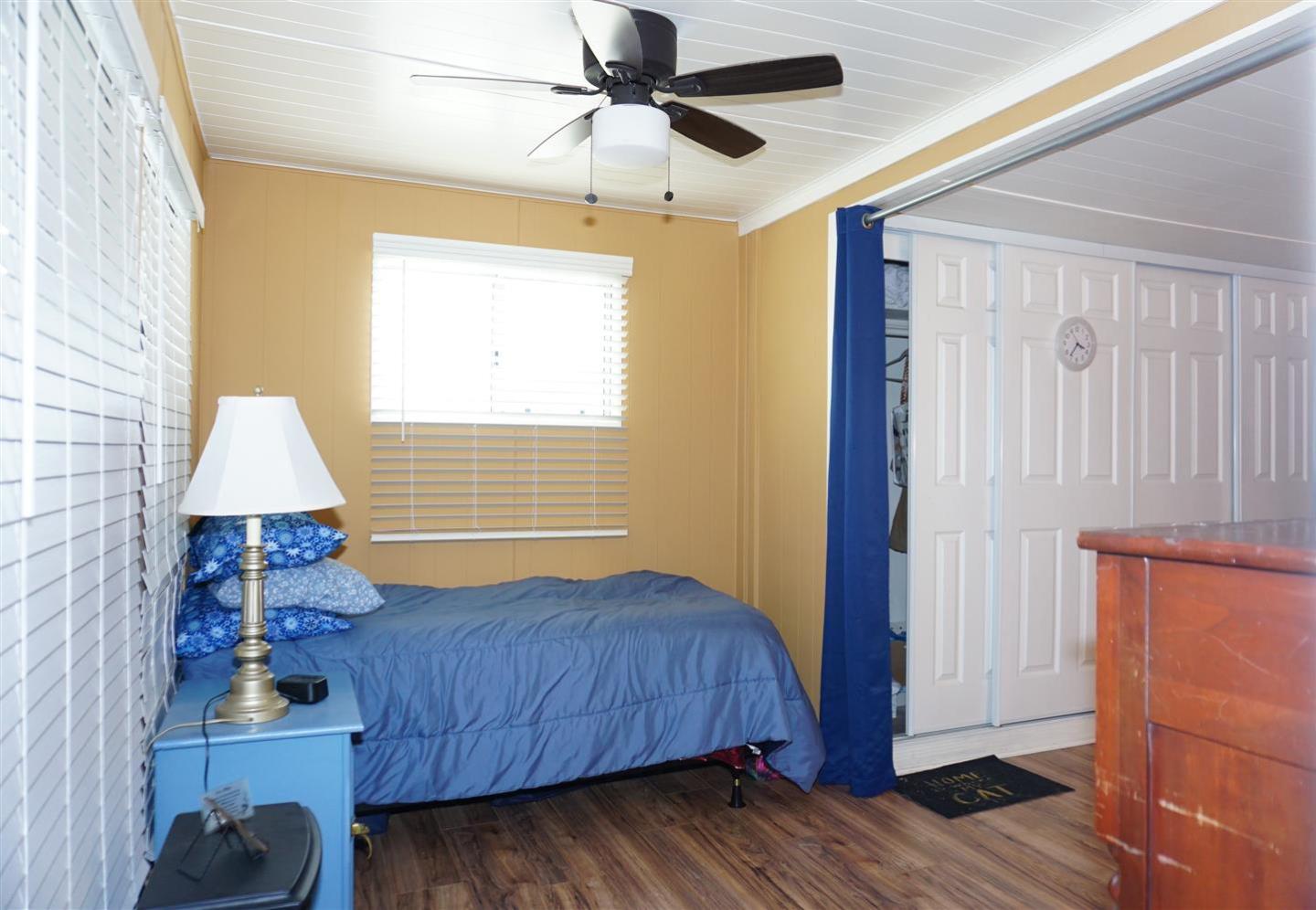 2150 Almaden Road, Unit 62 San Jose, CA 95125 - Photo 22 of 38 a bedroom with a bed and a dresser