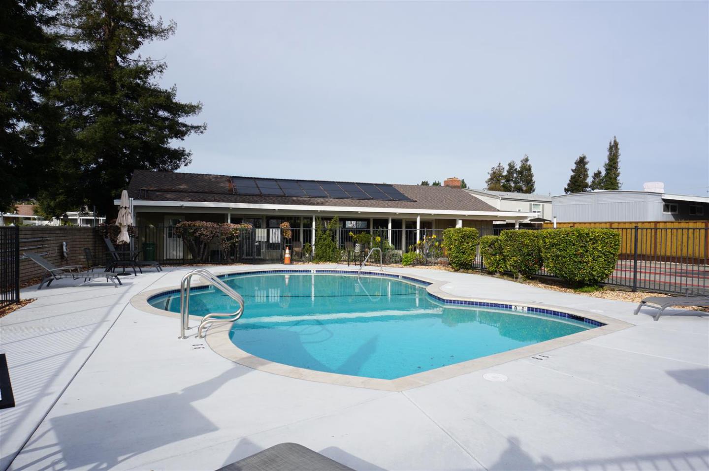 2150 Almaden Road, Unit 62 San Jose, CA 95125 - Photo 35 of 38 a view of pool with a yard