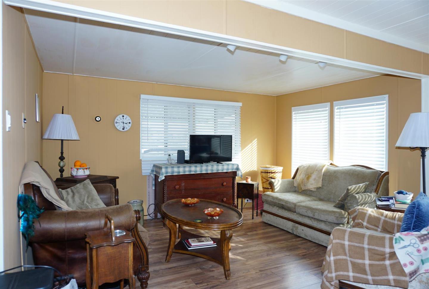 2150 Almaden Road, Unit 62 San Jose, CA 95125 - Photo 8 of 38 a living room with furniture and a fireplace