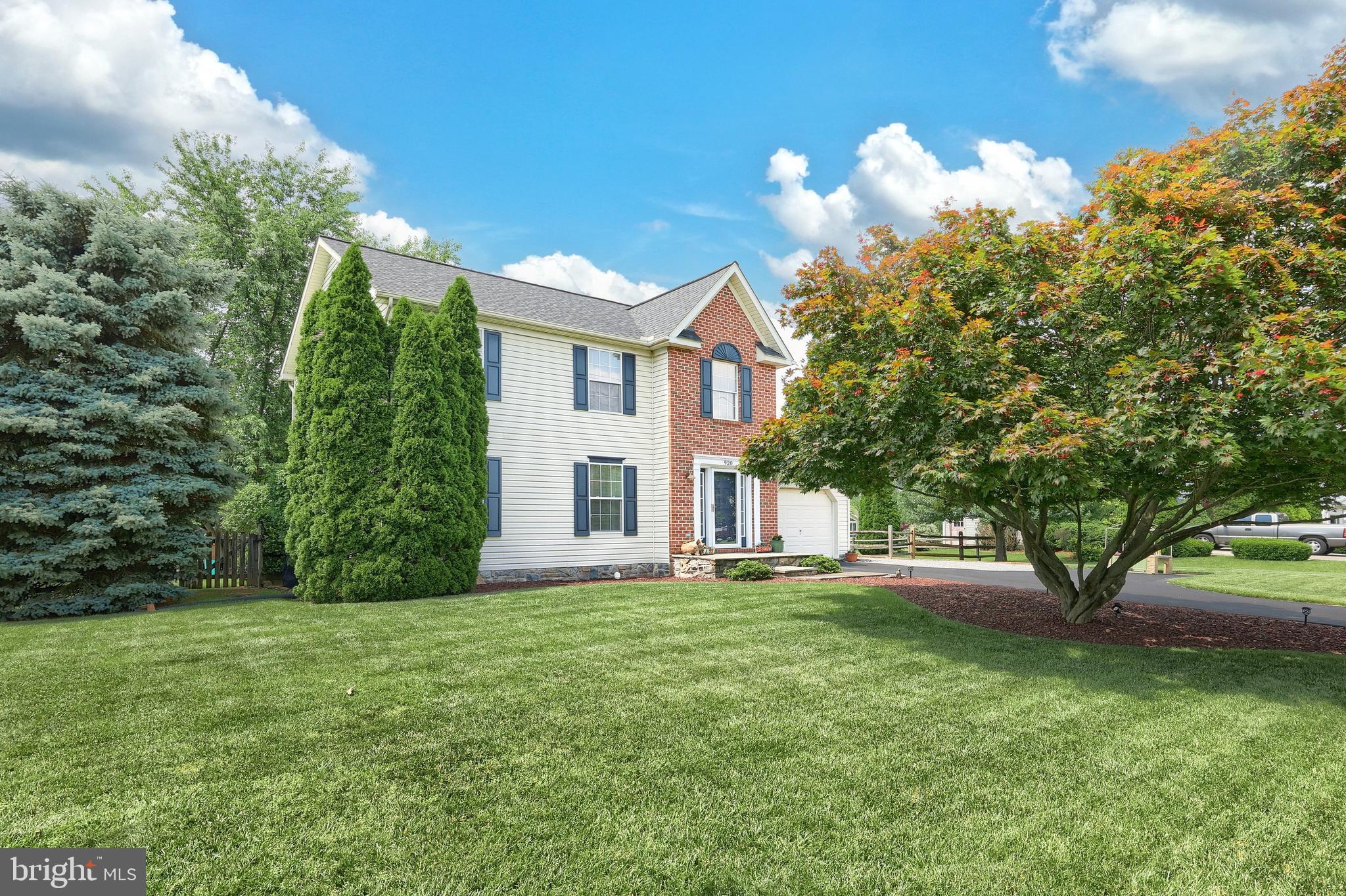 920 Hostetter Road Hanover, PA 17331 - Photo 7 of 49 a front view of a house with a yard