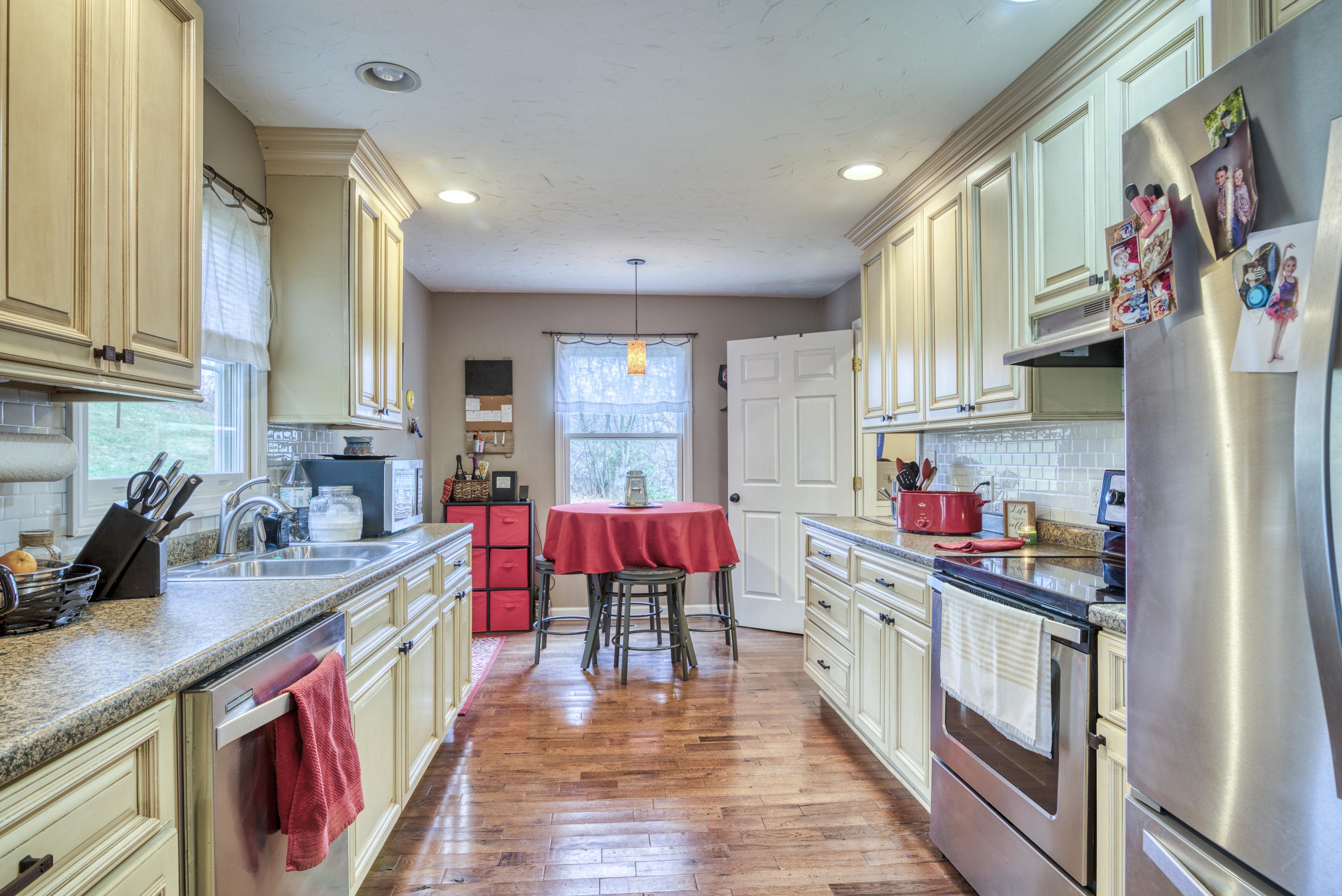 110 Riley Drive Chilhowie, VA 24319 - Photo 7 of 29 110-Riley-Dr-Chilhowie-VA Highlands-Real