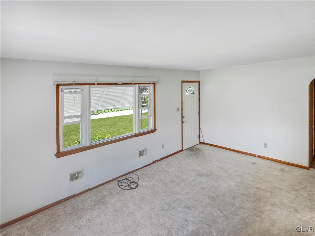 1665 Pleasant View Road Bethlehem, PA 18015 - Photo 3 of 16 Gallery Image 3
