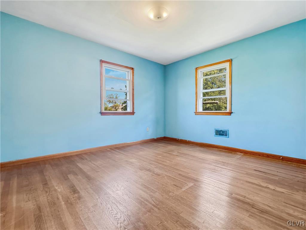 1665 Pleasant View Road Bethlehem, PA 18015 - Photo 8 of 16 Gallery Image 8