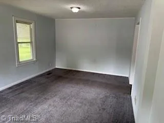 $1,200 | 408 Oakhurst Street, Kernersville, NC 27284