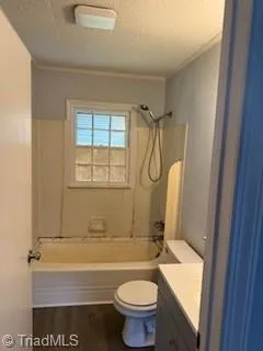 $1,200 | 408 Oakhurst Street, Kernersville, NC 27284