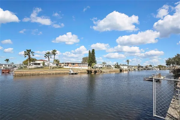 $440,000 | 12527 1st Isle, Hudson, FL 34667