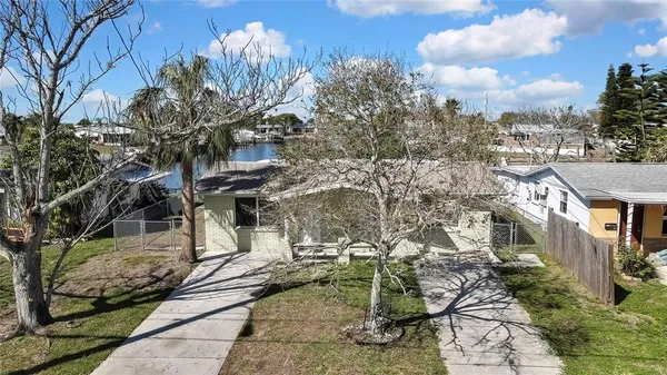 $440,000 | 12527 1st Isle, Hudson, FL 34667